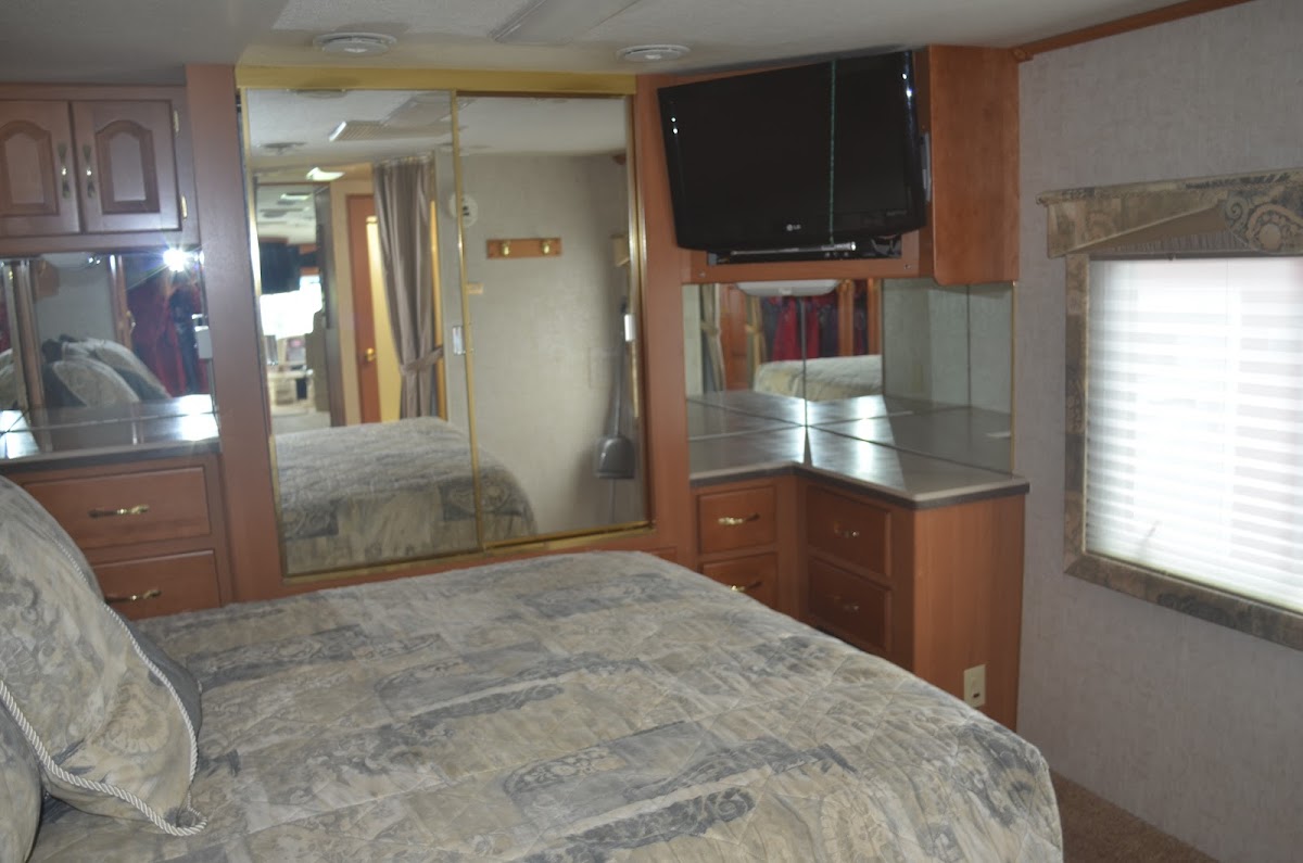 Sea Parrot Ocean View Manor/Resort/Cottages/Suites/Hotel photo 3