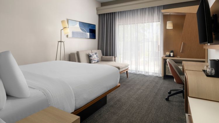 Courtyard by Marriott Las Vegas Henderson/Green Valley photo 2