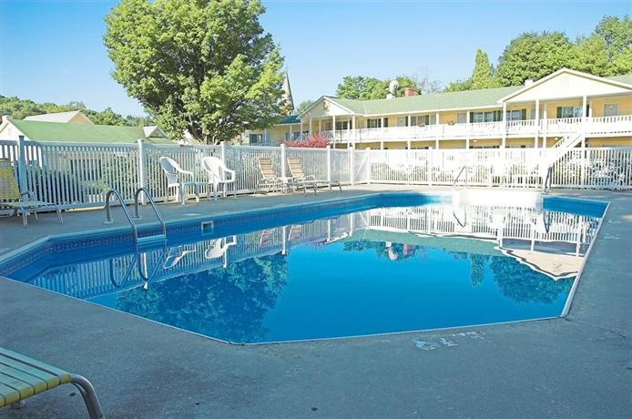 Ludlow Colonial Motel photo 3
