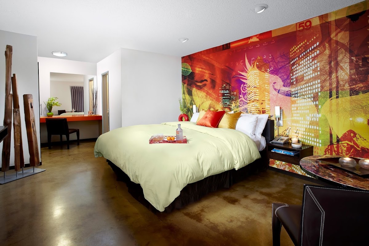 The Tangerine - a Burbank Hotel photo 2