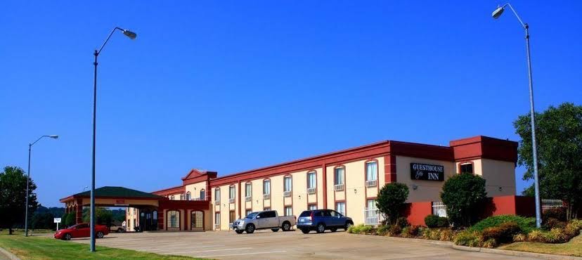 Rest Inn Fort Smith