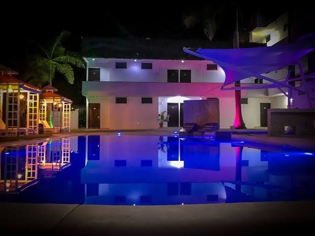 Sara Suites photo 3