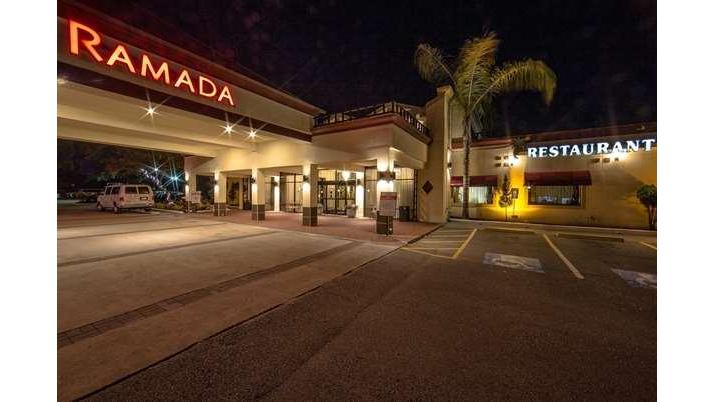 Ramada by Wyndham Houston Intercontinental Airport East photo 3