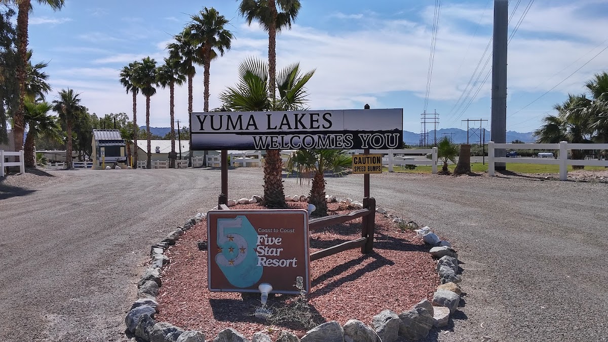 Yuma Lakes RV Resort