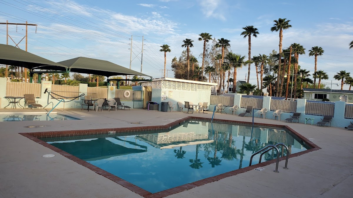 Yuma Lakes RV Resort photo 2