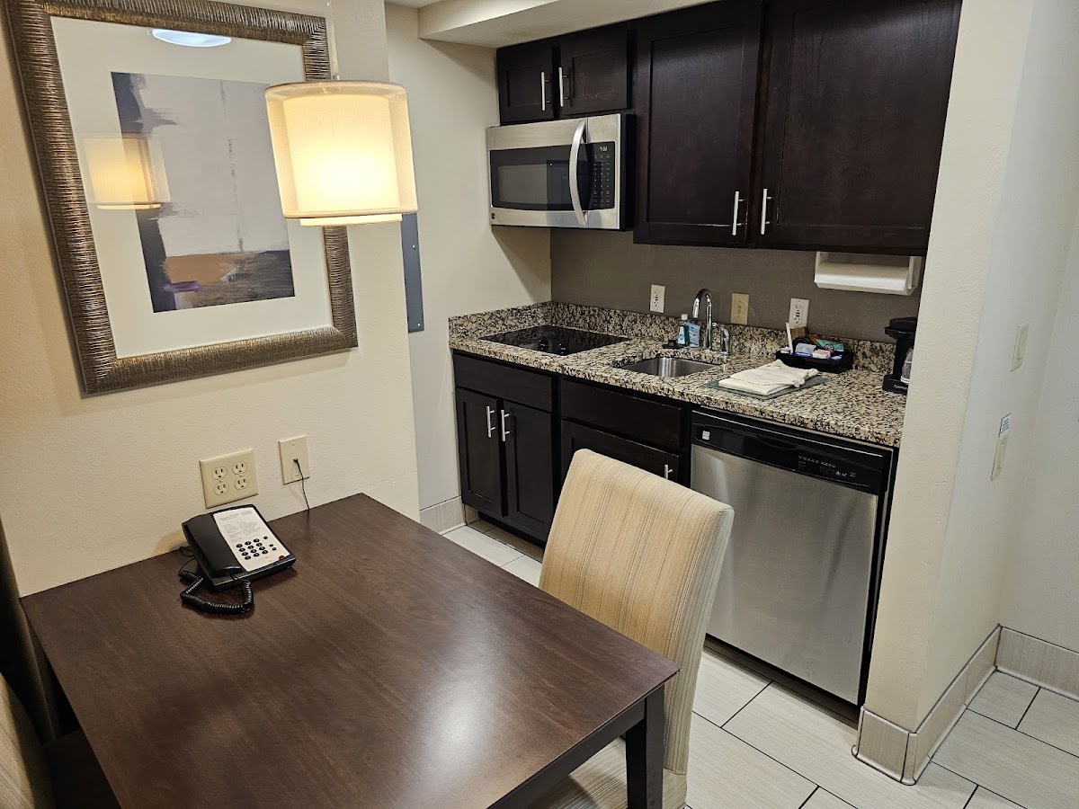 Homewood Suites by Hilton Munster photo 3