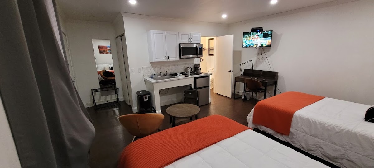 Gatehouse Motel