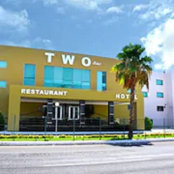 Hotel TWO Select