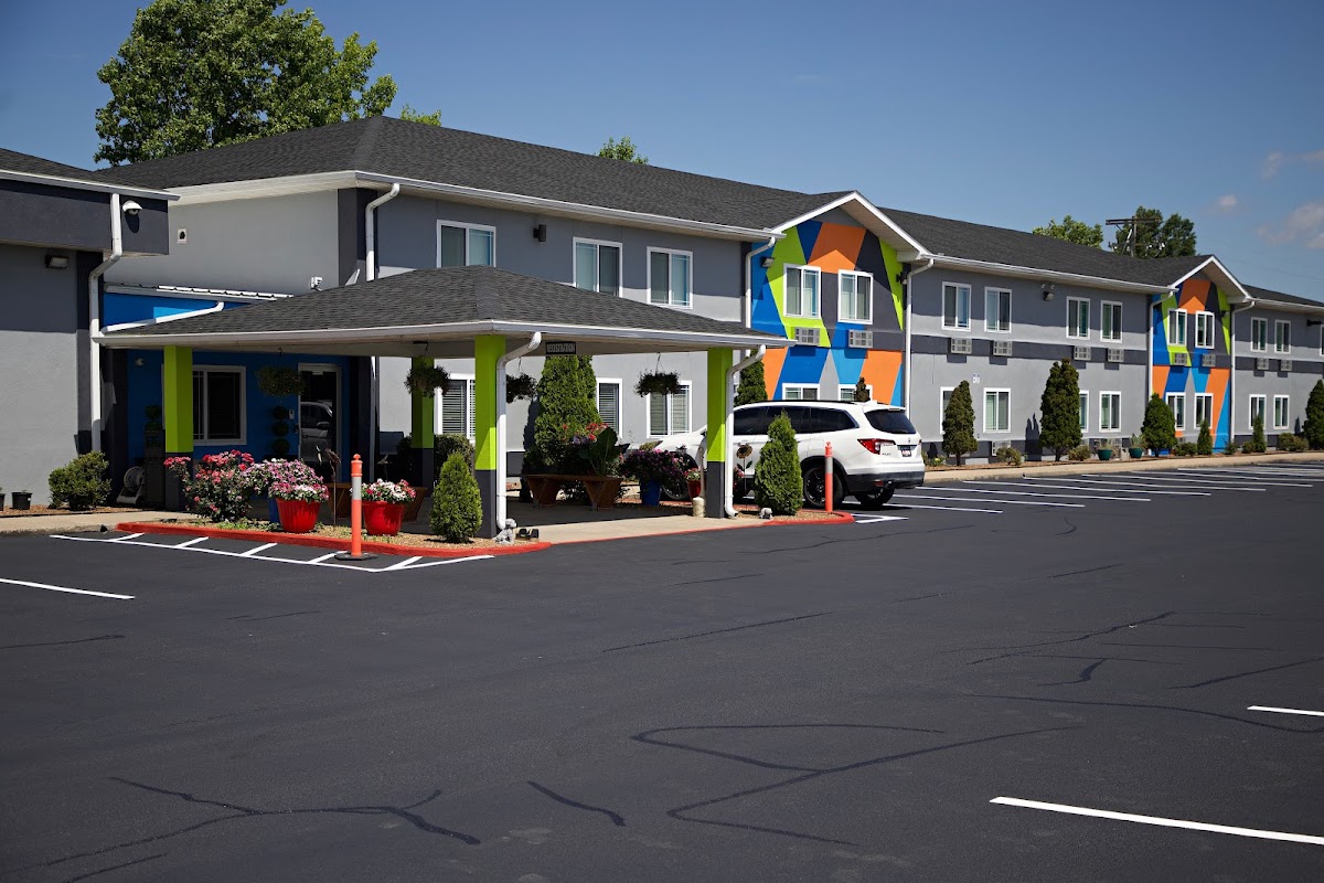 Express Inn Parsons