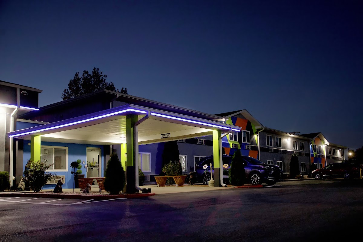 Express Inn Parsons photo 3