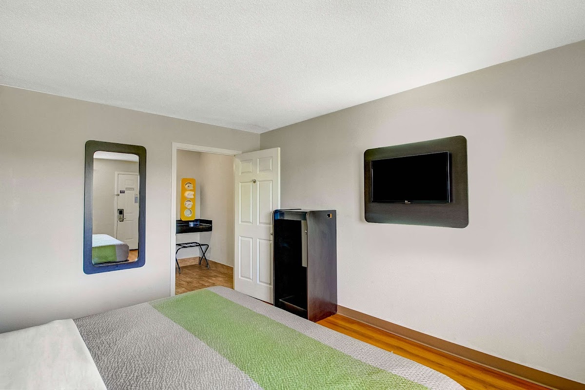 Motel 6 Charles Town, WV photo 3