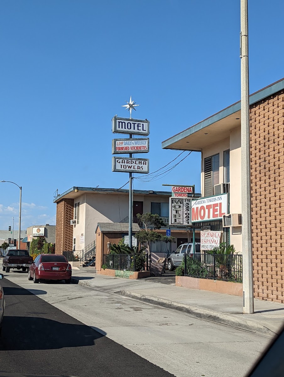 Gardena Towers Inn