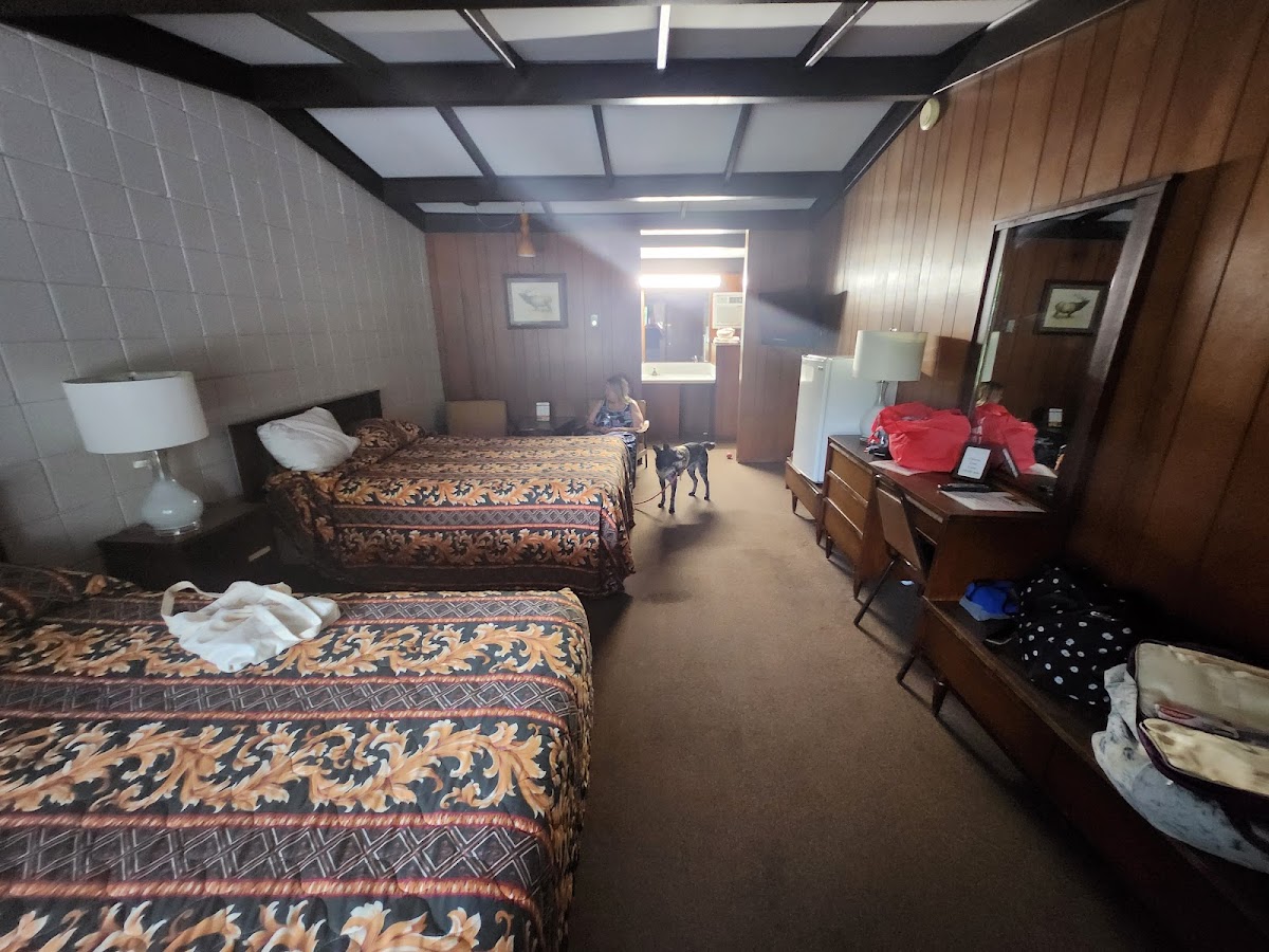 Pilgrim's Village Resort photo 2