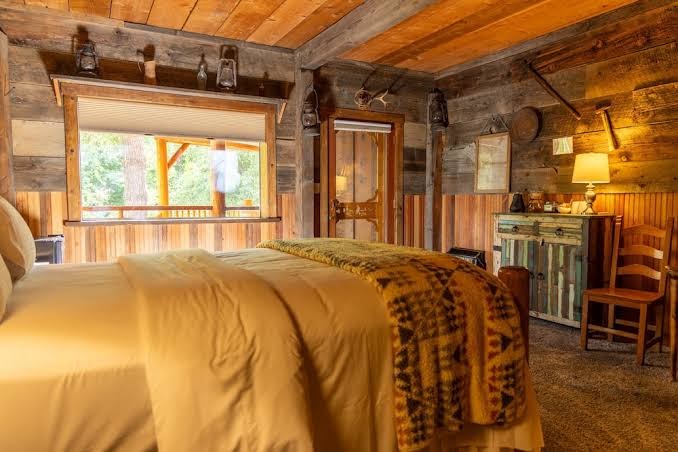 The Lindsay Lodge & Restaurant photo 2