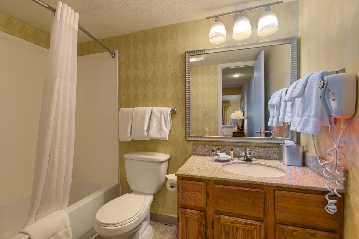 Residences at Daniel Webster photo 3