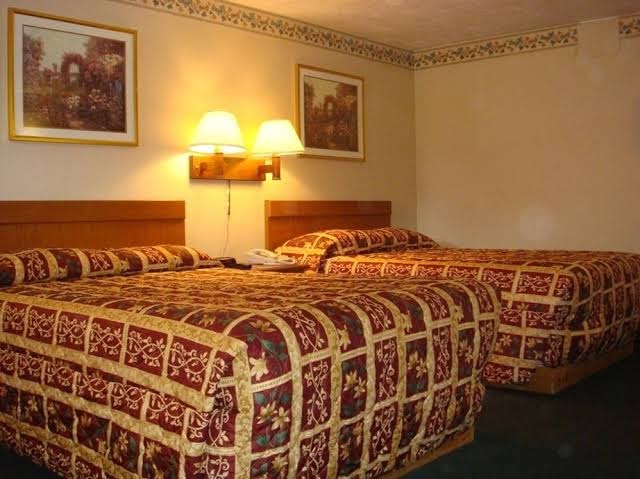 Anchorage Suite Lodge photo 2