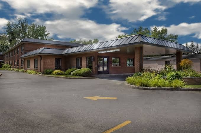 Ramada Laval by Wyndham