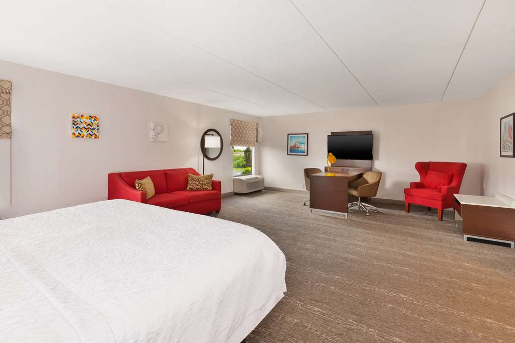 Hampton Inn Columbus/Delaware I-71 North photo 2