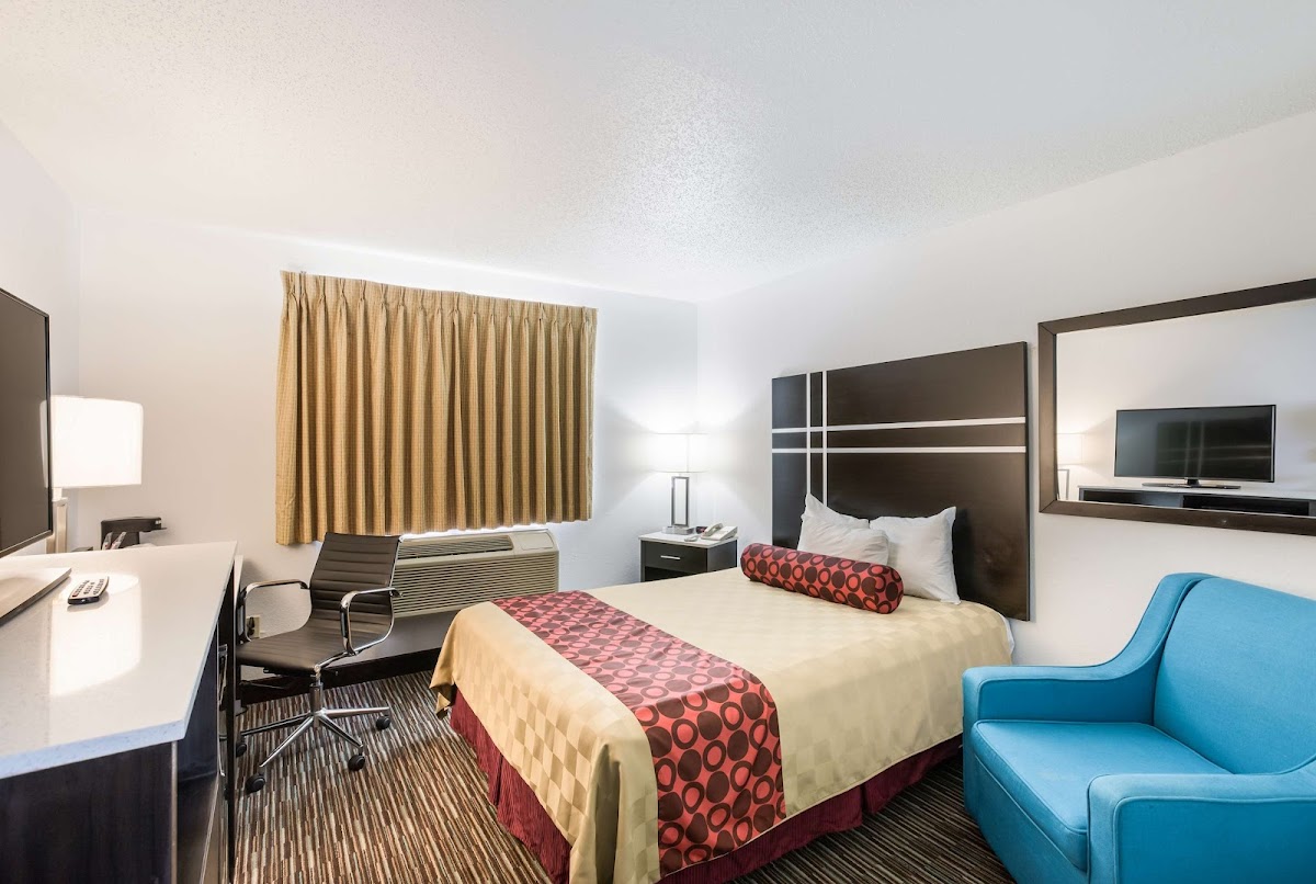 Americas Best Value Inn Charlotte, MI photo 2