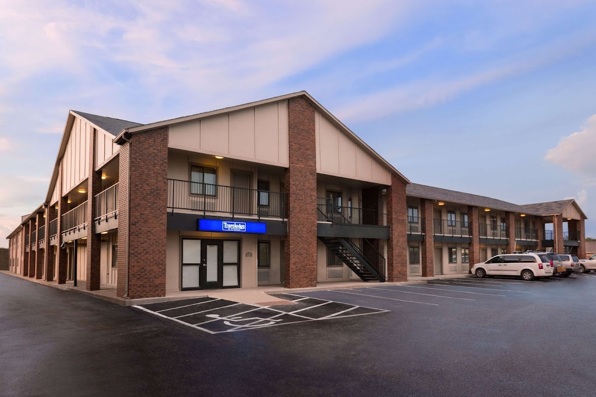 Travelodge by Wyndham Wellington KS