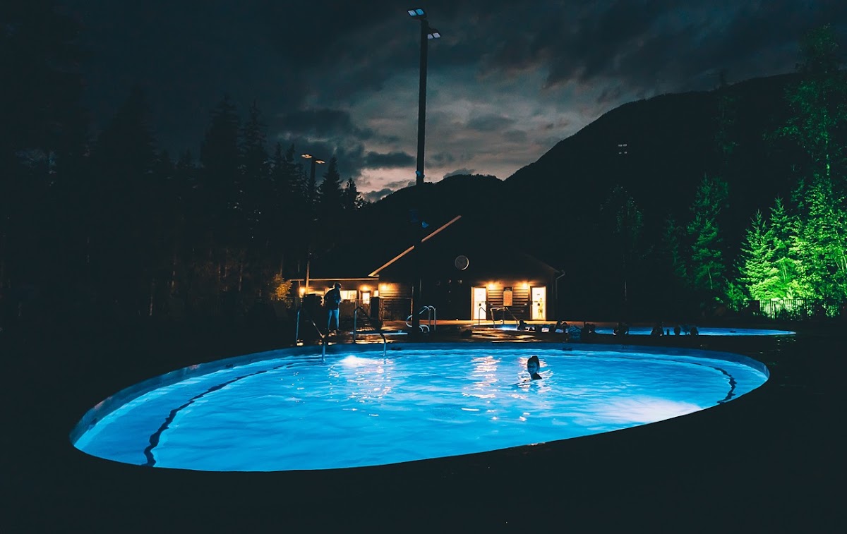 Crazy Creek Hot Pools Resort photo 2