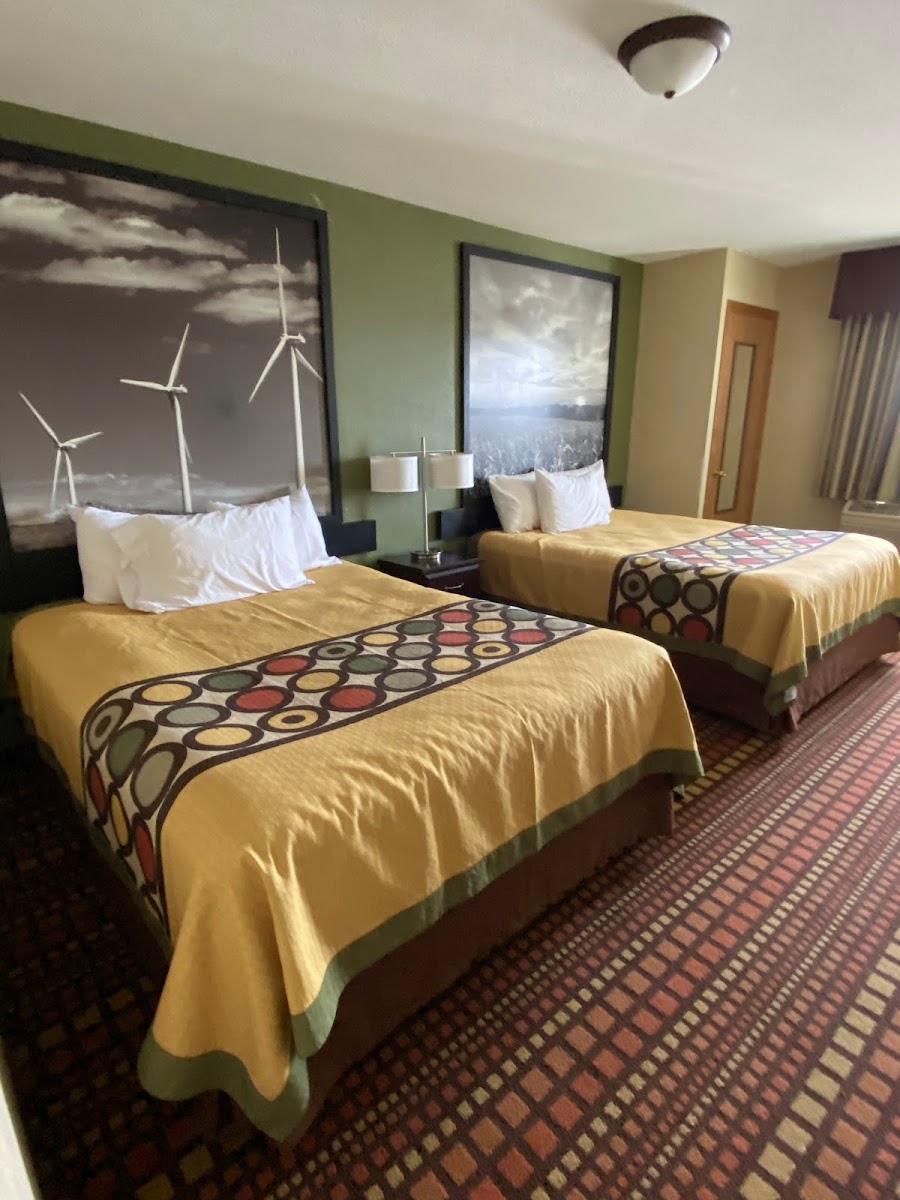 Relax Inn and Suites photo 2