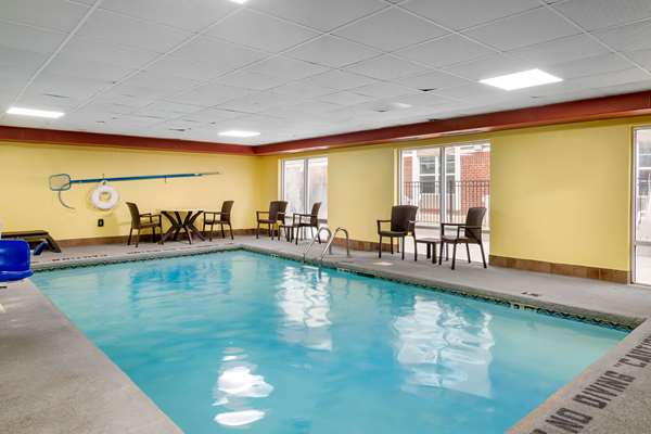 Comfort Inn & Suites Macon North I-75 photo 3