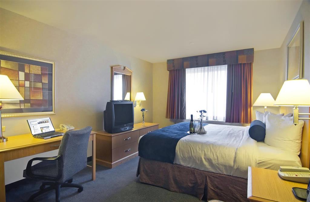 Marco LaGuardia Hotel and Suites photo 2