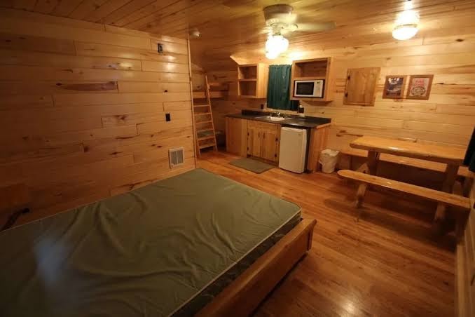 Mackinac Lake Trail Motel photo 2