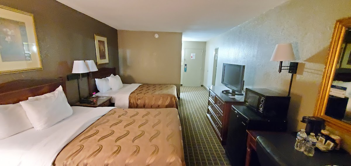 Quality Inn Shenandoah Valley photo 2