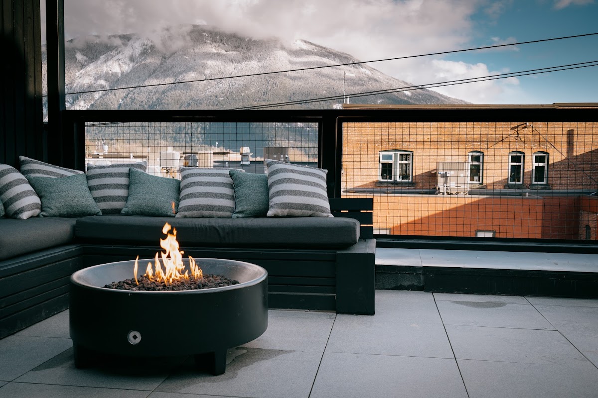 Eleven Revelstoke Lodge photo 3