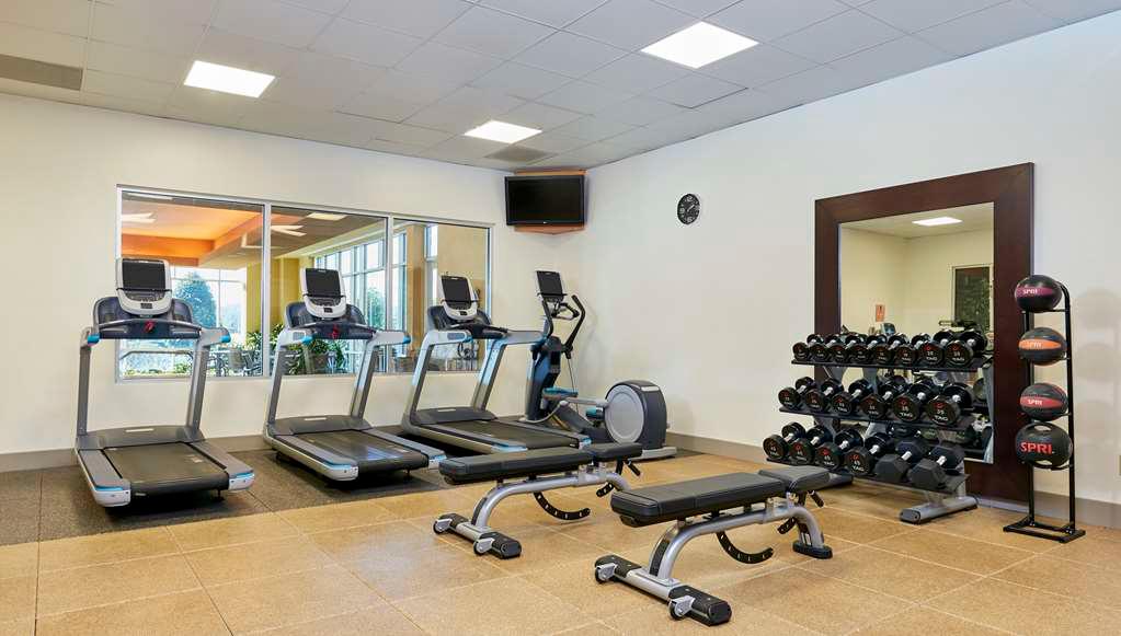Embassy Suites by Hilton Hampton Convention Center photo 3