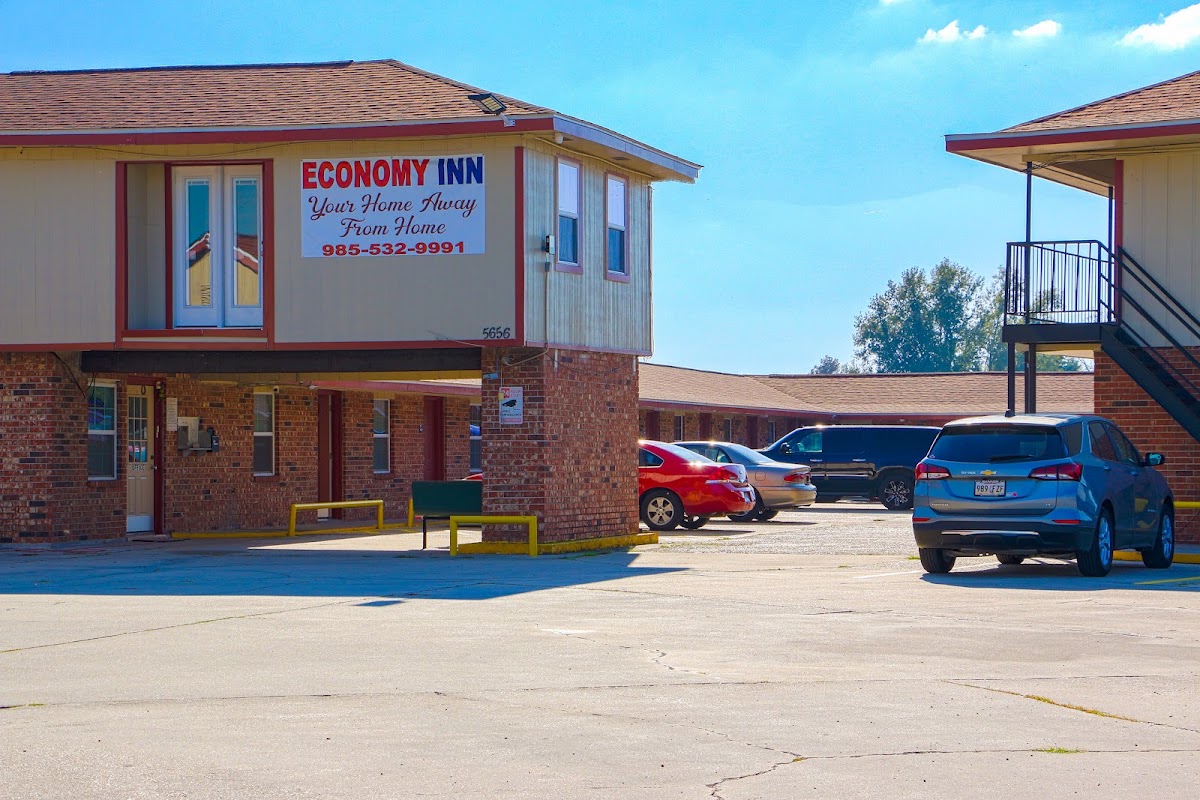 Economy Inn By OYO Lockport near Houma