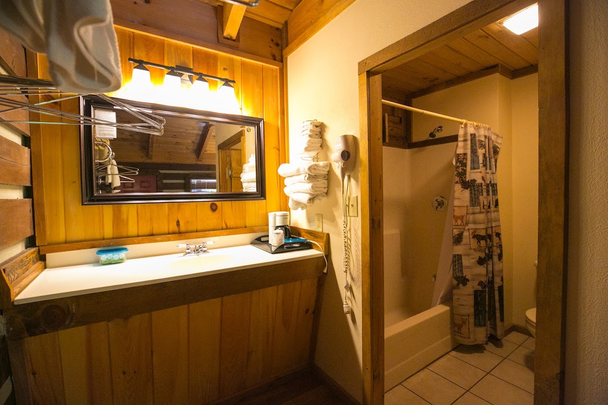 Black Bear Lodge Motel photo 3