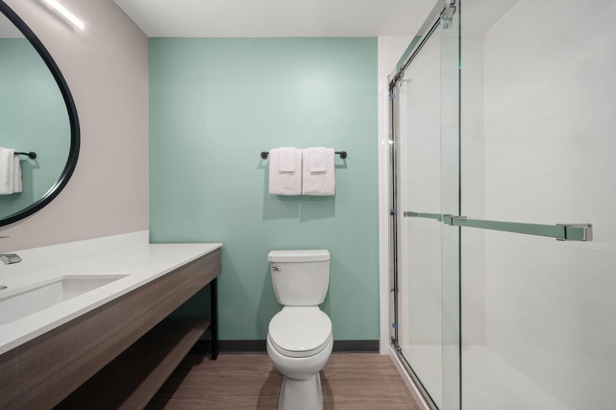 ECHO Suites Extended Stay by Wyndham Johnson City Medical CR photo 3