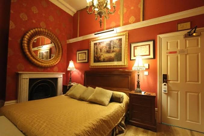 Room 6