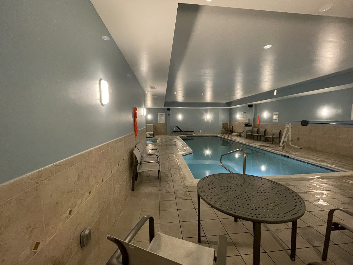 Holiday Inn Express & Suites Dayton South - I-675 photo 3