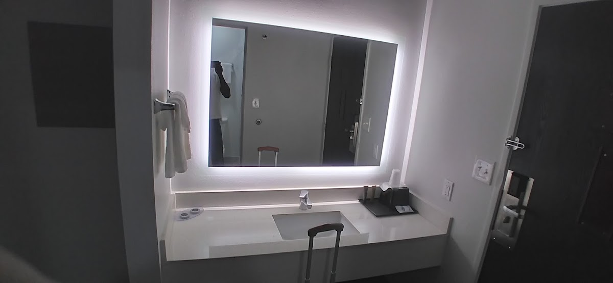 Room 5