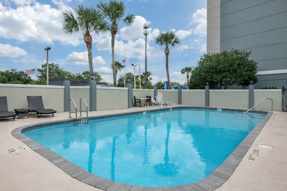 Comfort Suites Baymeadows Near Butler Blvd photo 3