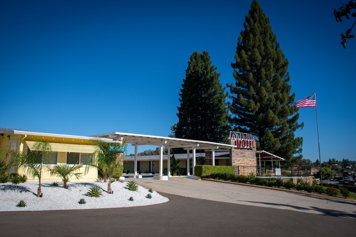 Foothills Retro-Modern Motel