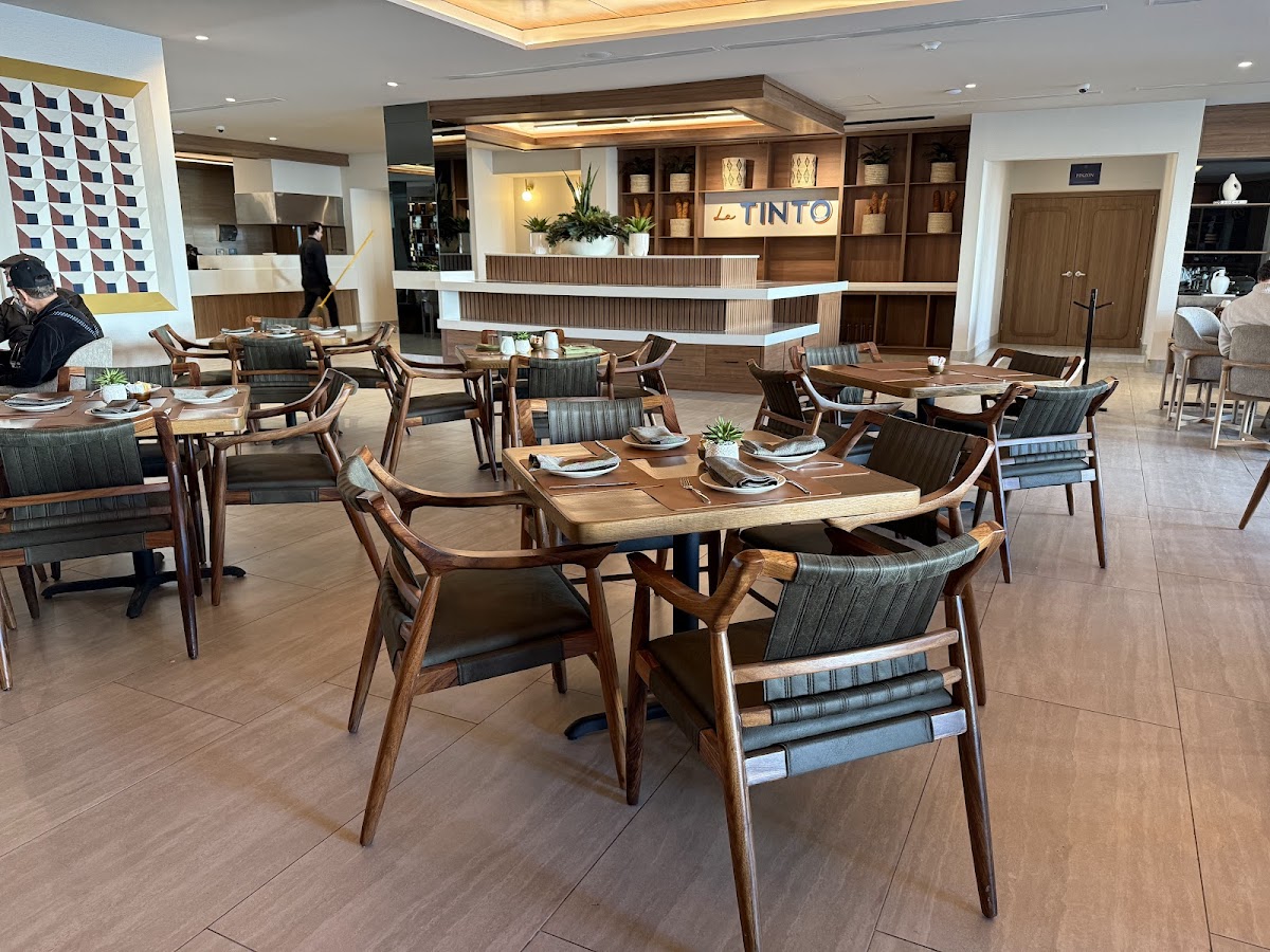 VOCO, an IHG Hotel photo 3