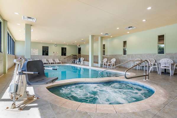 Comfort Inn & Suites Fort Walton Beach - Destin West photo 3