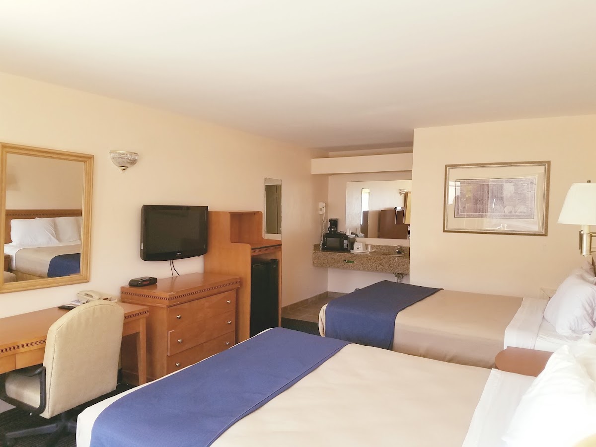 Room 8