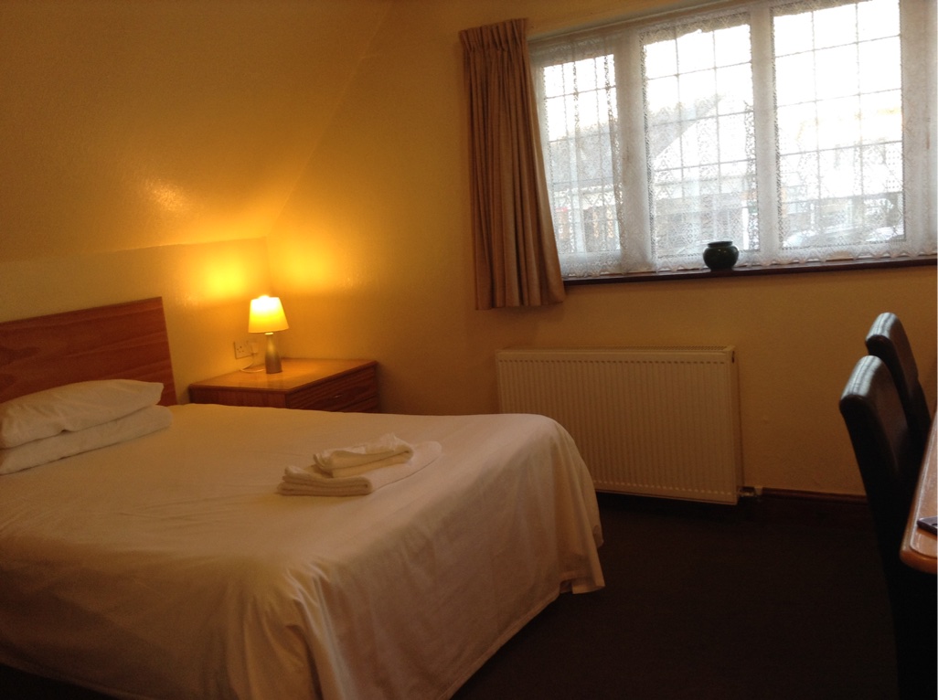 Oak House Hotel photo 2