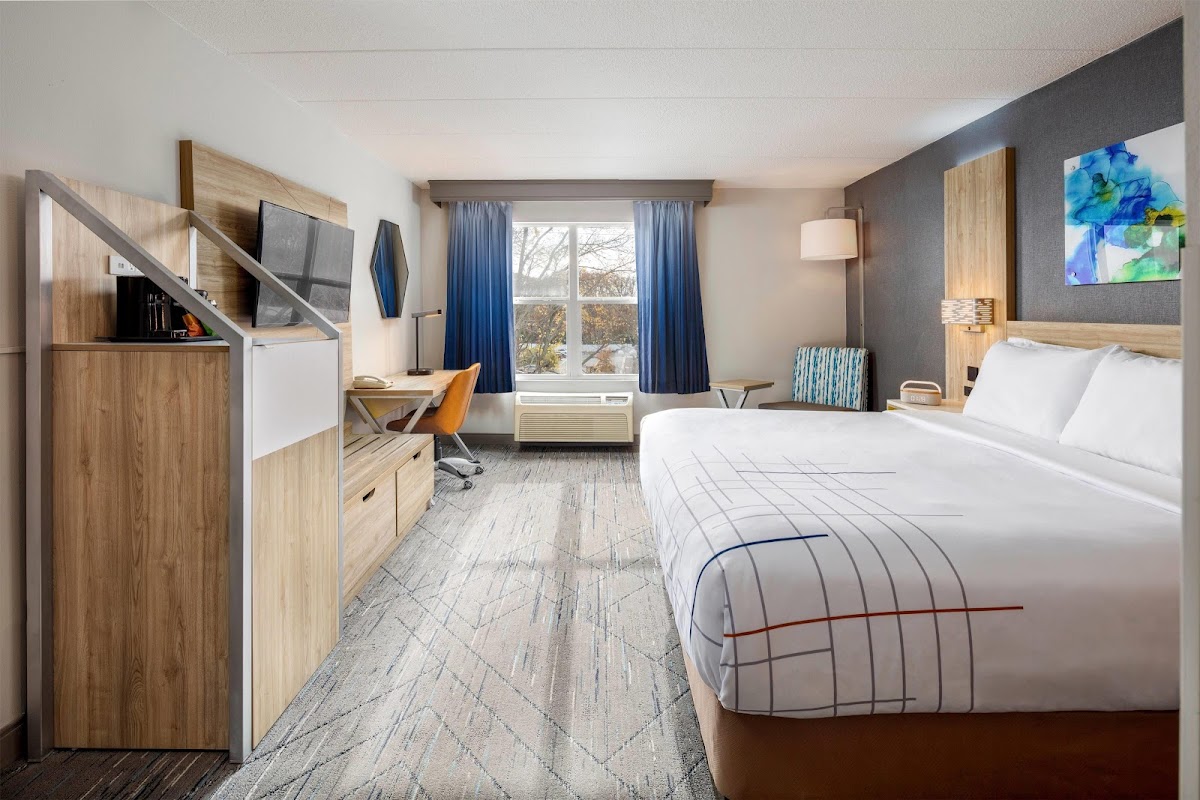La Quinta Inn & Suites by Wyndham Lexington Park - Patuxent photo 2