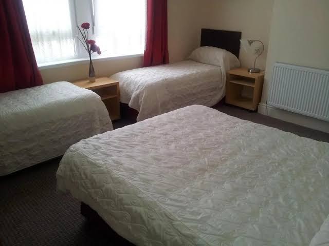 Beachcomber Hotel photo 2