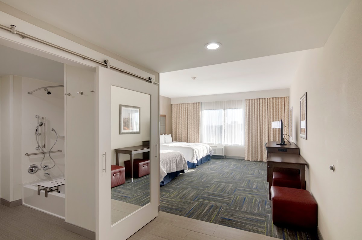 Hampton Inn Oklahoma City Northeast photo 3