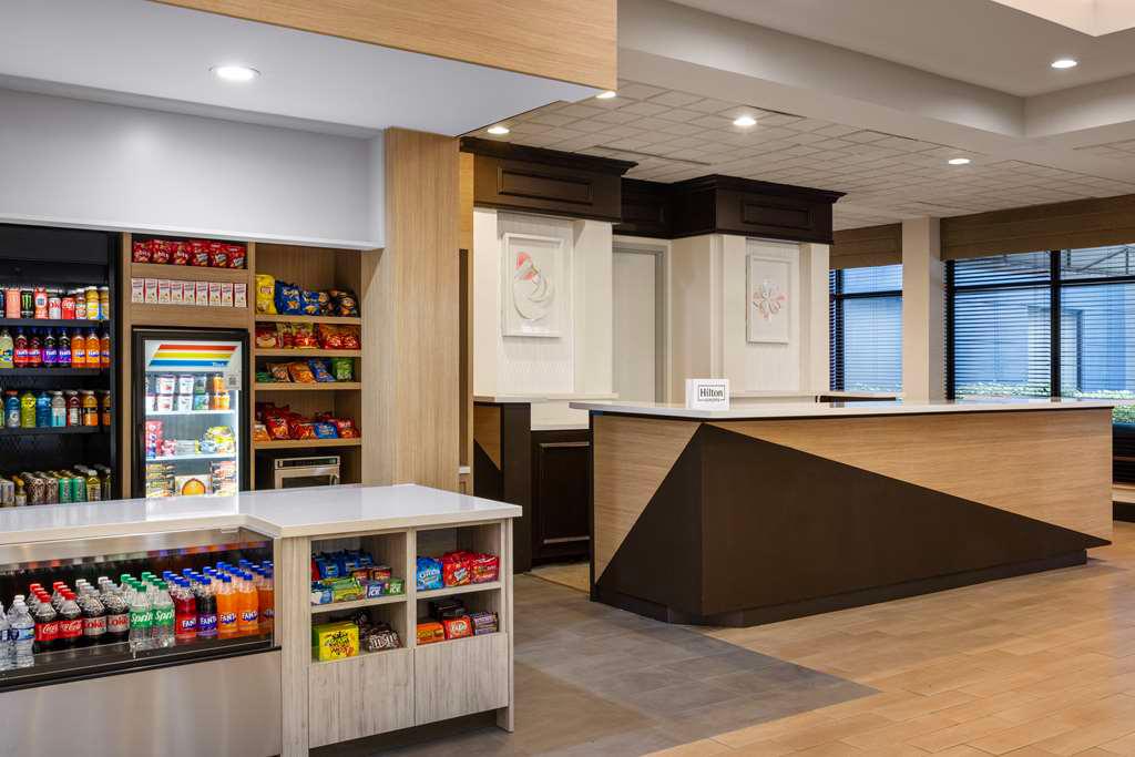 Hilton Garden Inn West Palm Beach Airport photo 3