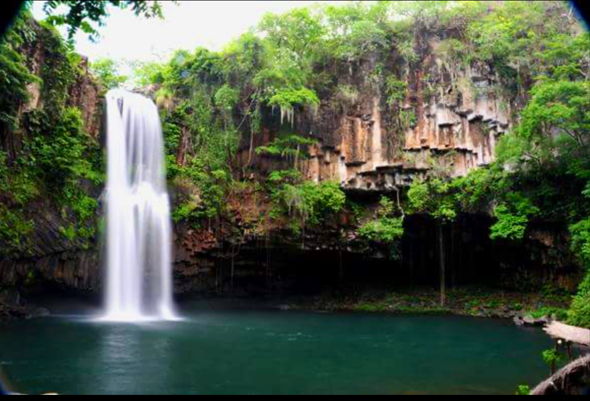 Cascada De San Pedro Soteapan