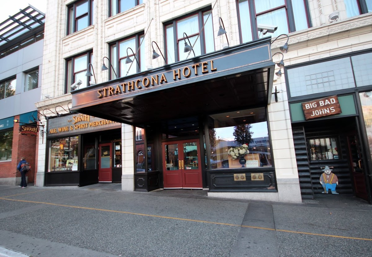 Strathcona Hotel